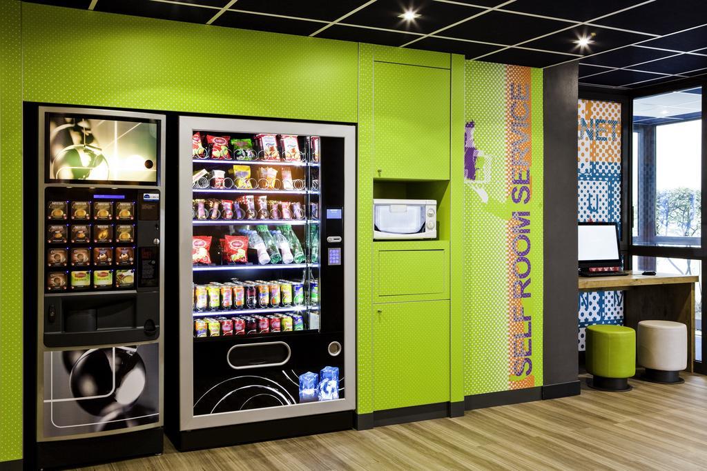 格里尼中心宜必思快捷酒店 外观 照片